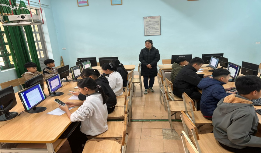 HỌC SINH TRƯỜNG THCS QUÀI NƯA THAM GIA SÂN CHƠI “ĐẤU TRƯỜNG VIOEDU” NĂM HỌC 2025-2026